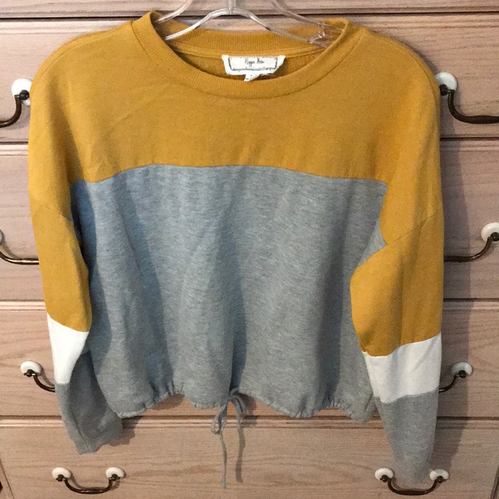 Hippie Rose Sweatshirt/top with pull string tie at bottom( Medium)